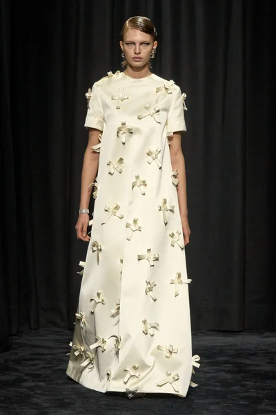 Look 57